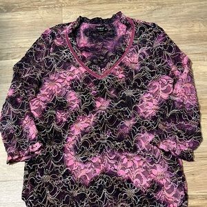 Tribal V-neck Women’s Black & Pink Top XL